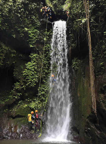 Bali_canyoning
